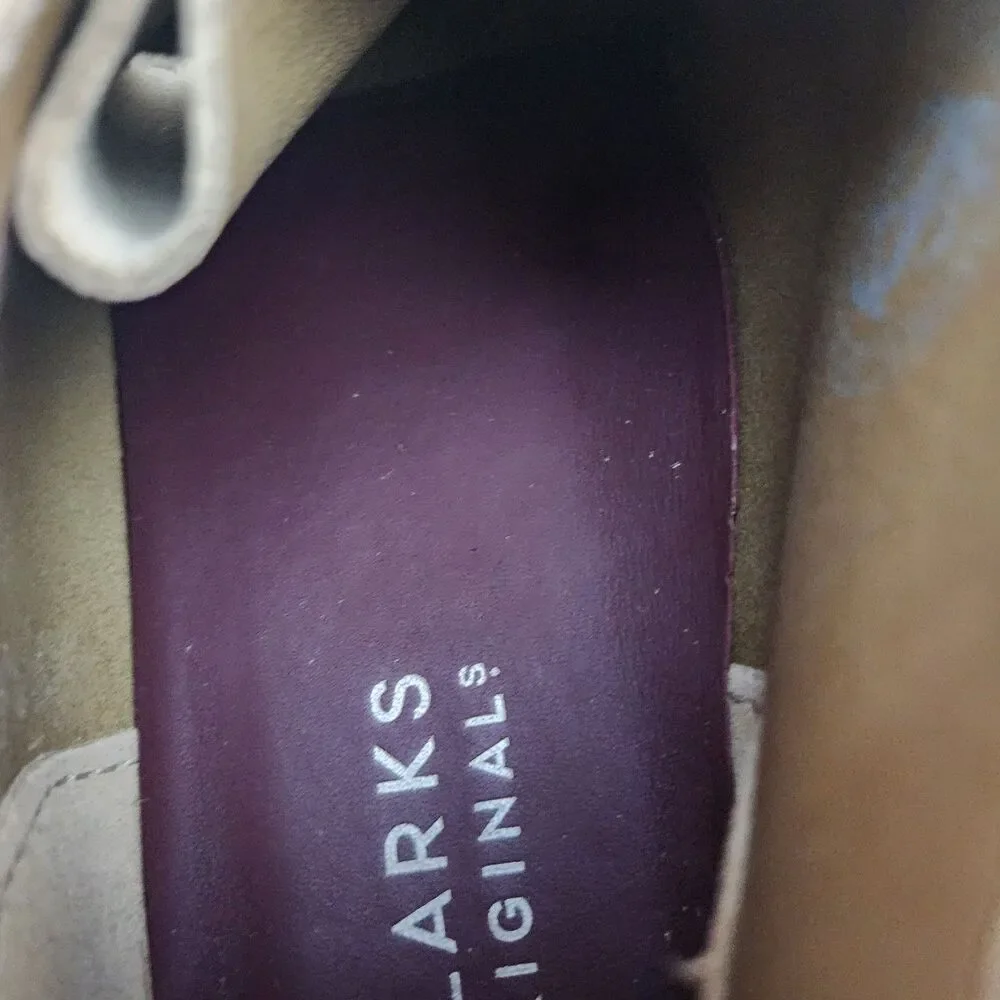 Clarks Originals Men's Wallabee Suede Comfort Oxfords Size 11M Tan Rubber Sole